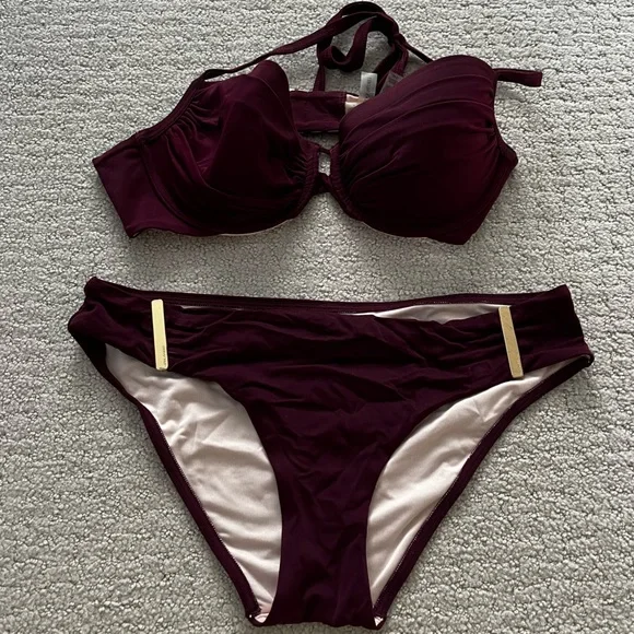Victoria's Secret Dark Purple bikini set with gold clasps - Picture 1 of 7